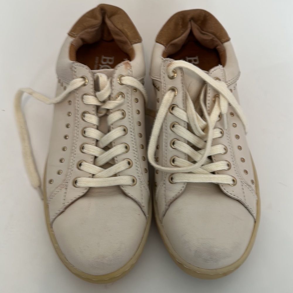 Born White Gold Studded Leather Sneakers Size 8.5 - Picture 3 of 4